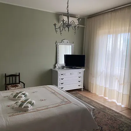 Relais Le Folaghe Oda ve Kahvaltı Ladispoli