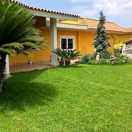 Relais Le Folaghe Bed & Breakfast 3*